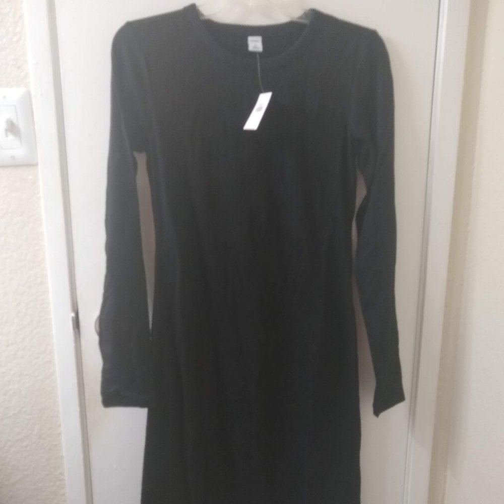 Old Navy black dress long sleeve NWT